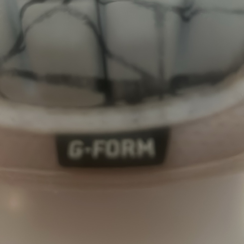 G-Form Elbow Shield - Picture 2 of 2